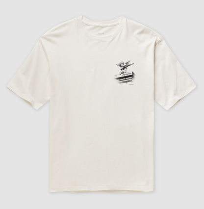 Camiseta Oversized - Dystopian The Observer